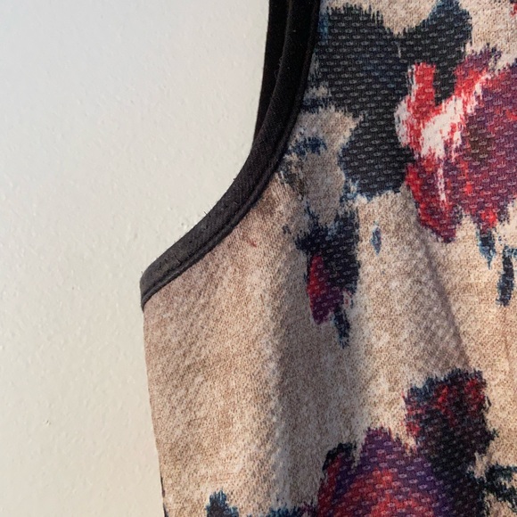 Xhilaration Textured Rose Print Dress - Picture 3 of 7